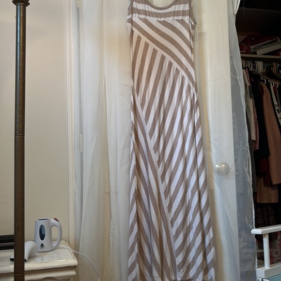 Calvin Klein beige and cream stripe patterned, summer maxi dress size 8 - Picture 4 of 5